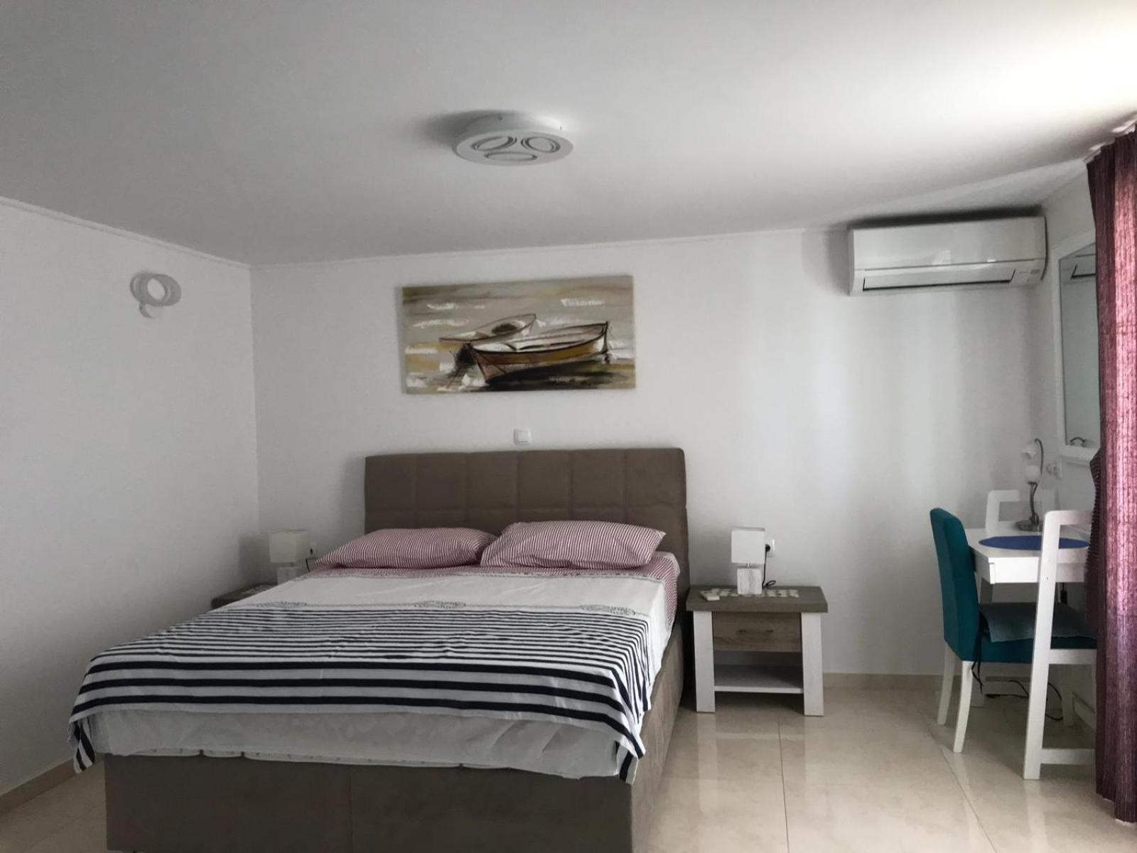 Apartment Ema Блаце Екстер'єр фото