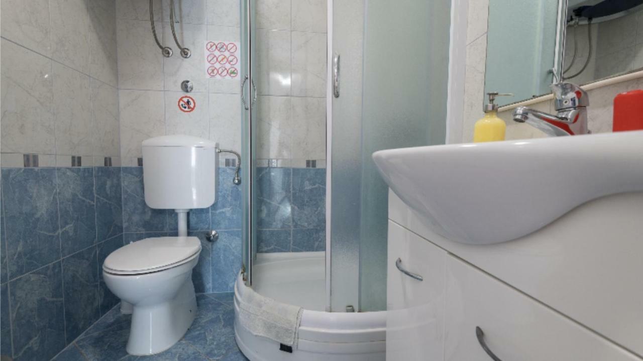 Apartment Ema Блаце Екстер'єр фото